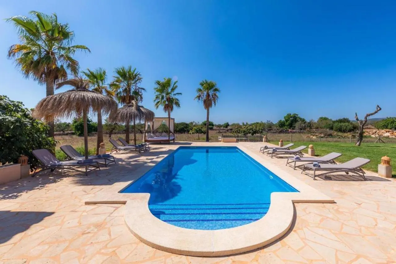 Villa Es Contes By Slow Villas Santanyi