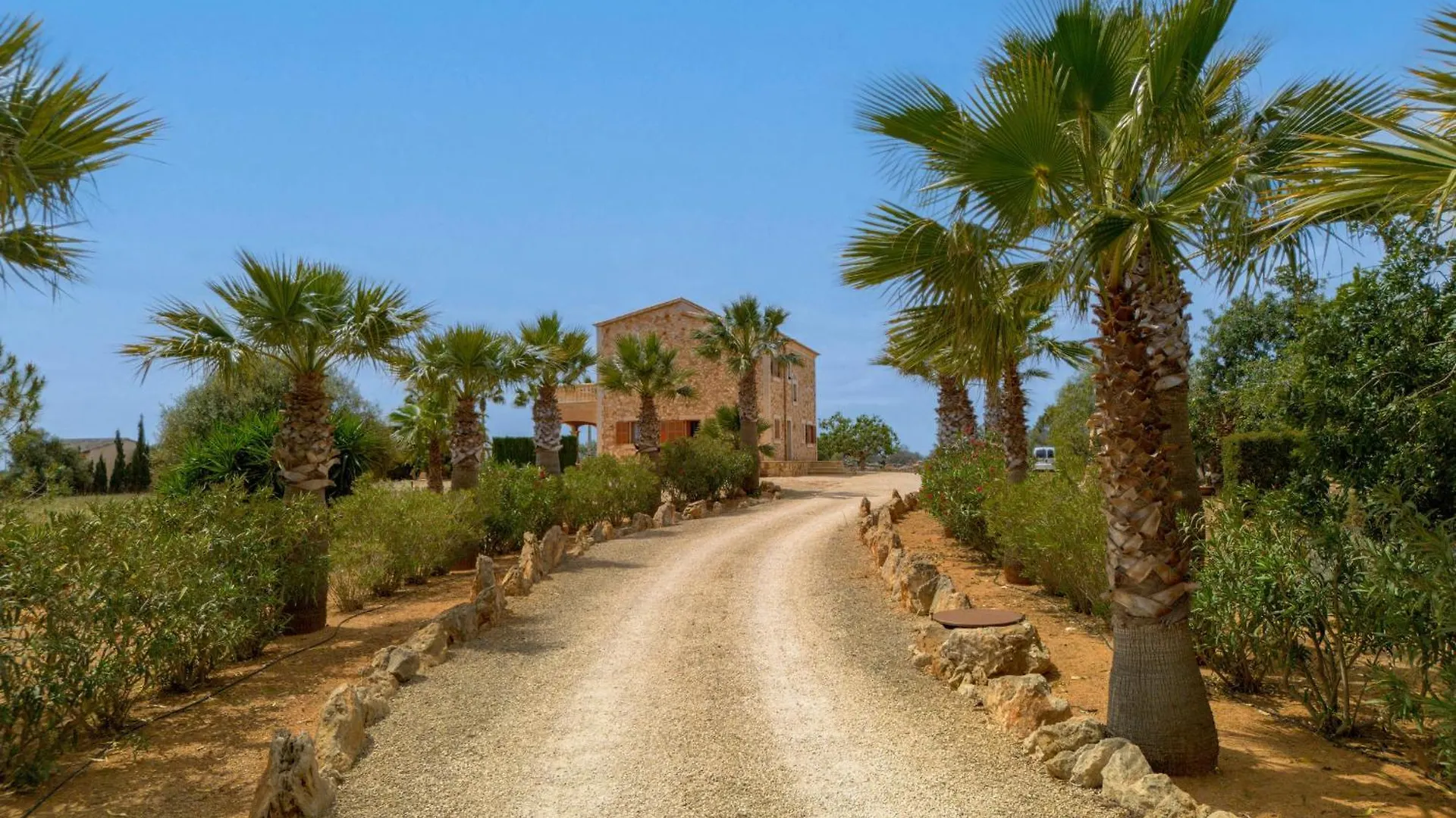 Villa Es Contes By Slow Villas Santanyi